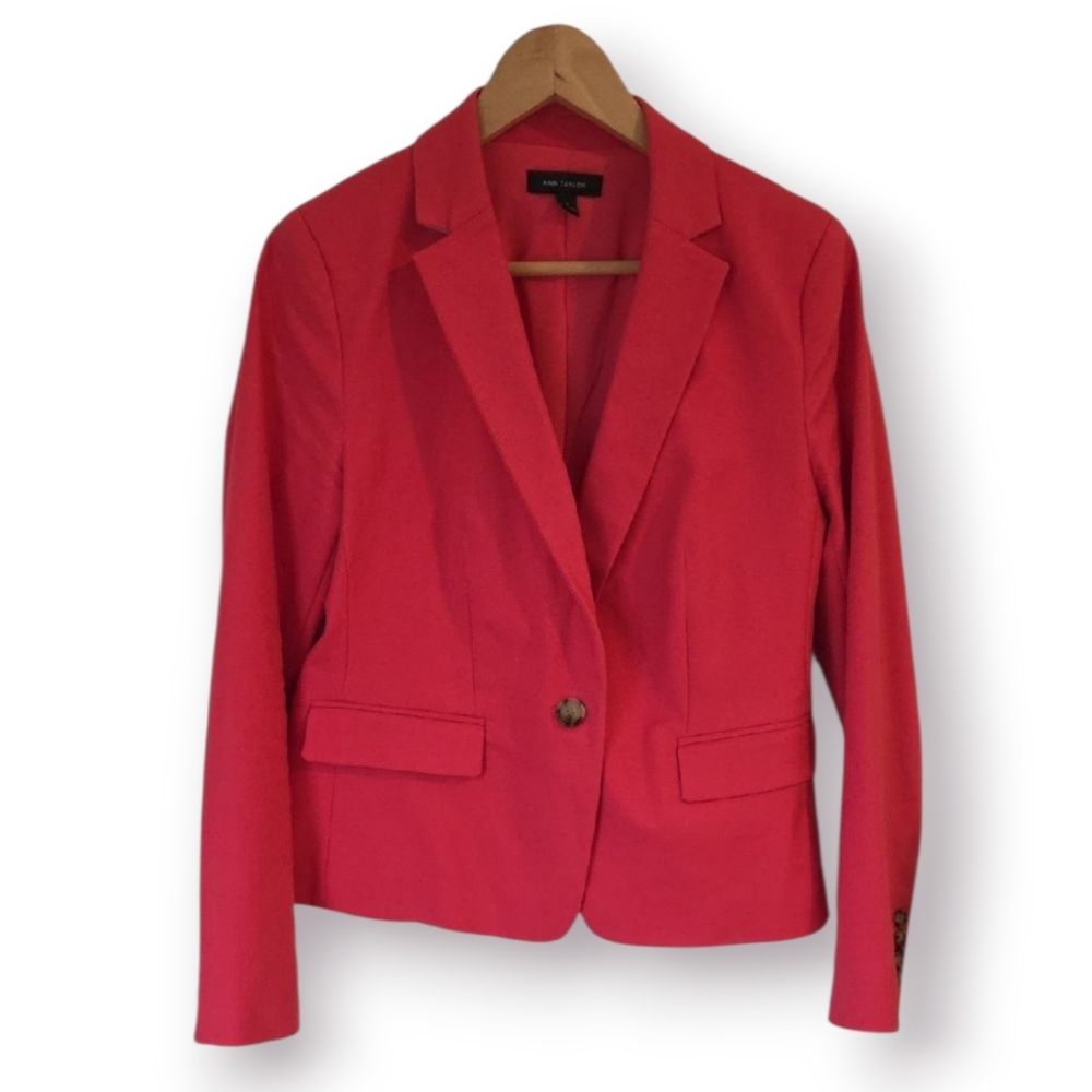 Ann Taylor Coral Blazer